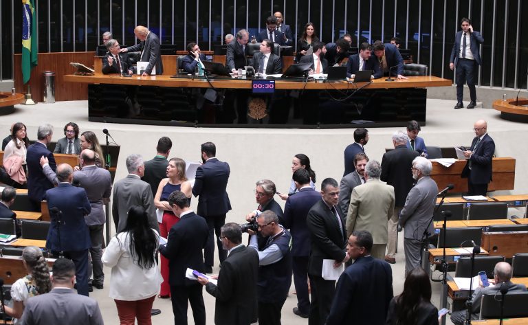Câmara aprova reforma do seguro rural e prevê fundo catástrofe e subvenção pública para prêmios
